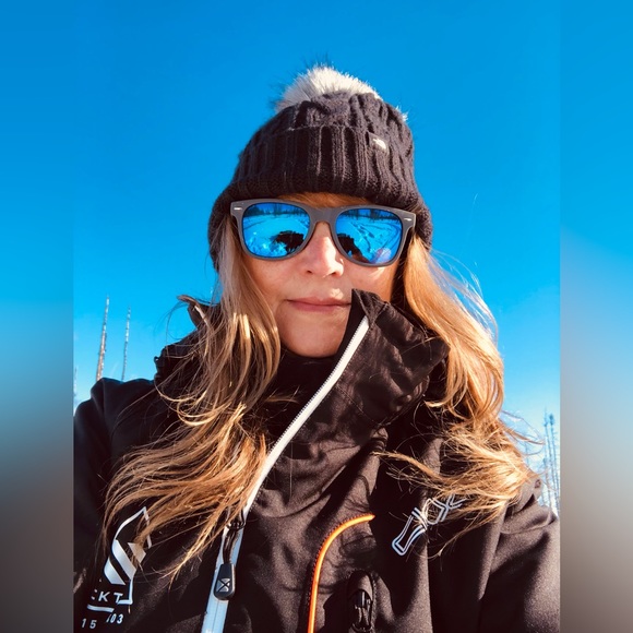 Meet your Posher, Catherine - Picture 3 of 3